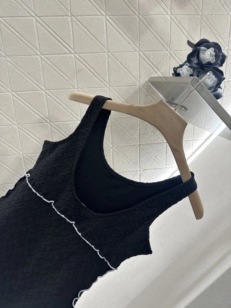 Chanel Vest Supportive 108483