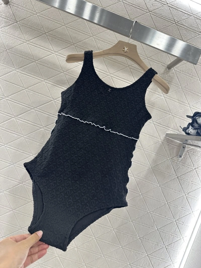Chanel Vest Supportive 108483