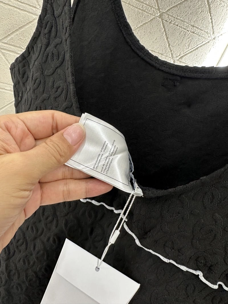 Chanel Vest Supportive 108483