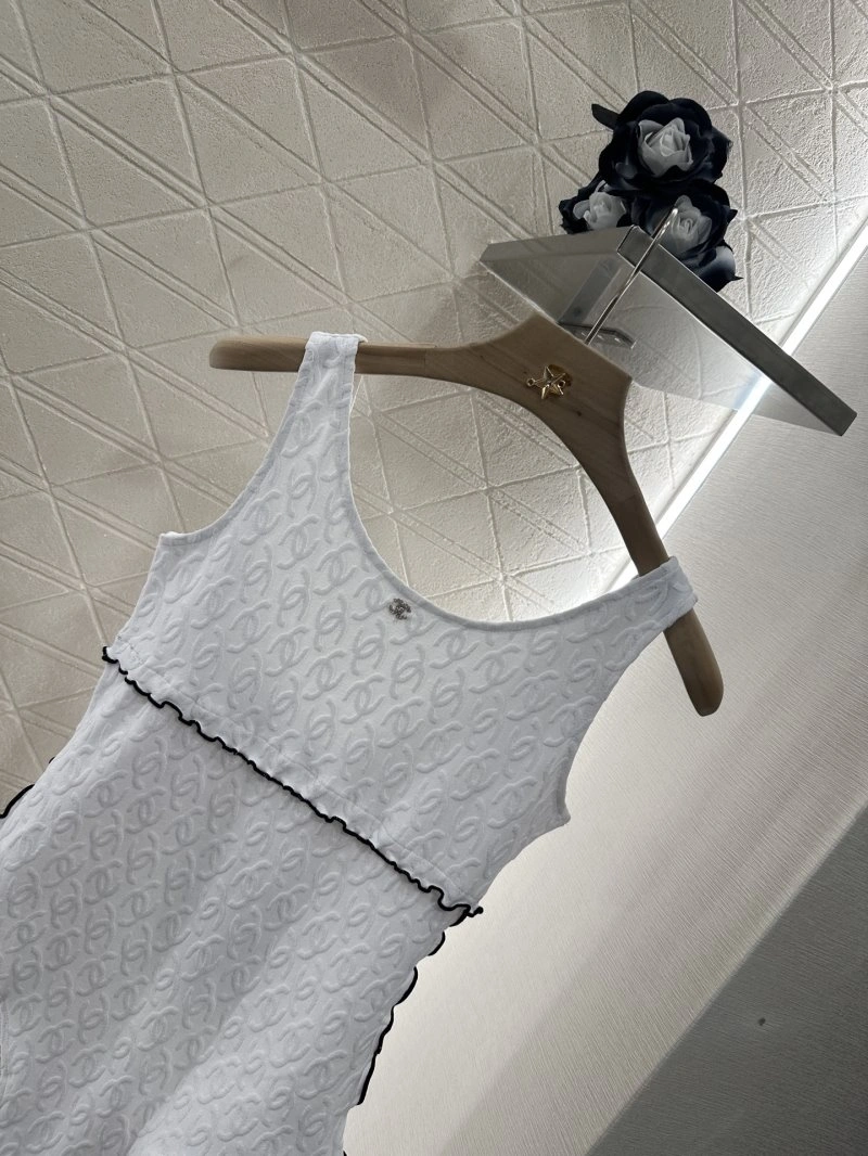 Chanel Vest MultiPurpose 108485