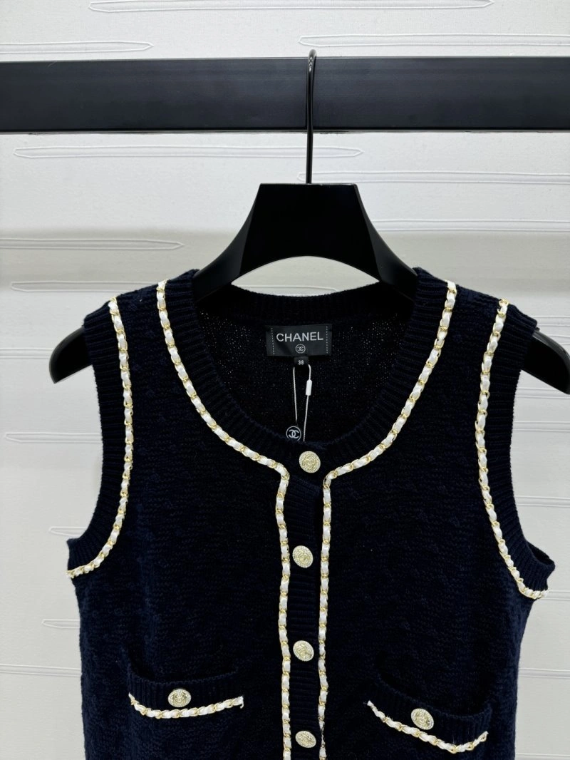 Chic Chanel Vest 108476