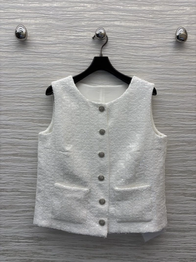 Chanel Vest Cozy 108455