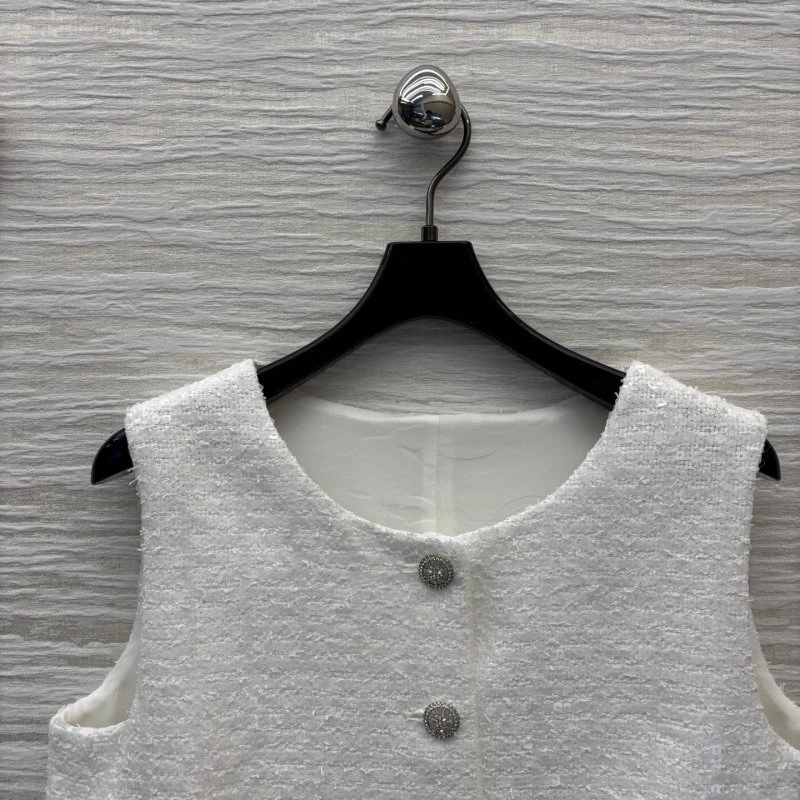 Chanel Vest Cozy 108455