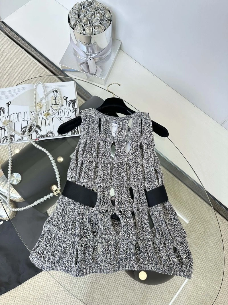 Tailored Chanel Vest 108460
