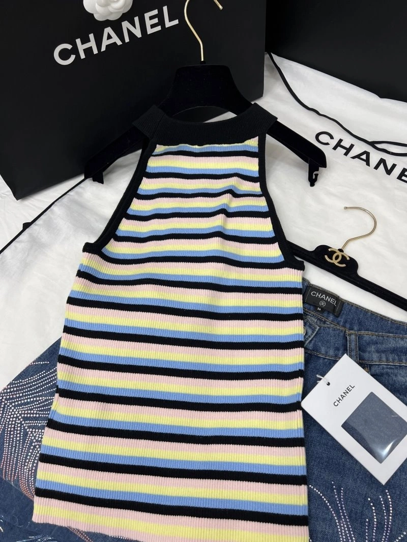 UrbanChic Chanel Vest 108456