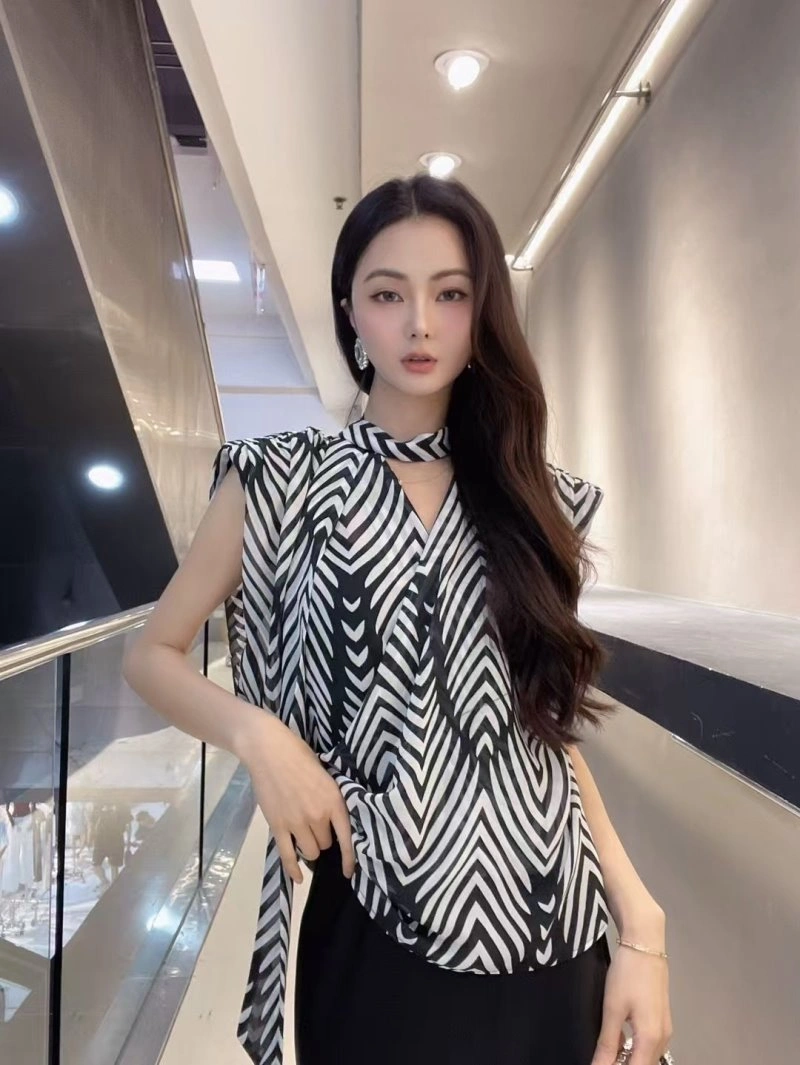 Soft Chanel Vest 108469