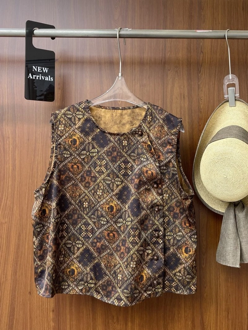 Timeless Chanel Vest 108473