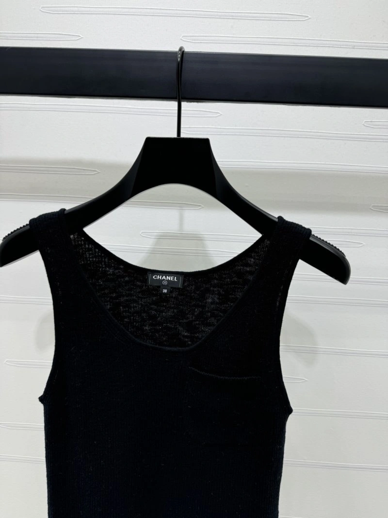 Chanel Vest UrbanChic 108447