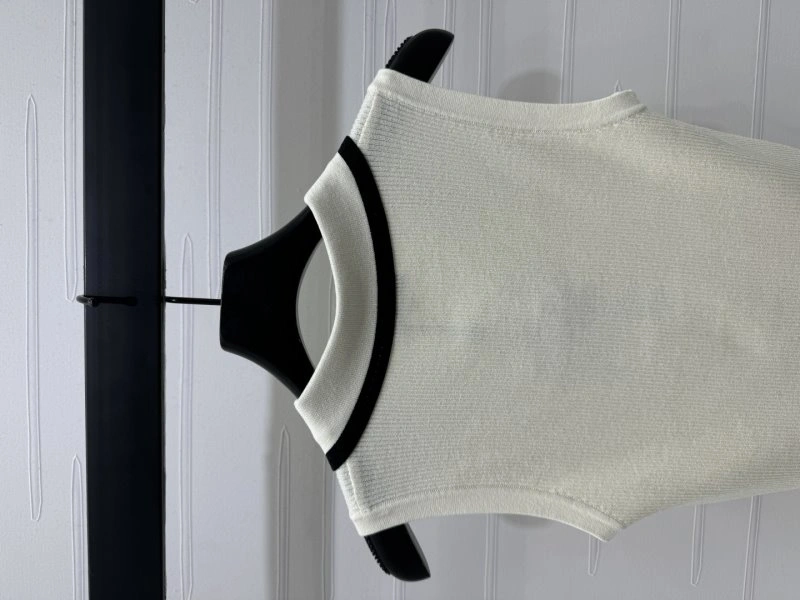 Chanel Vest Breathable 108454