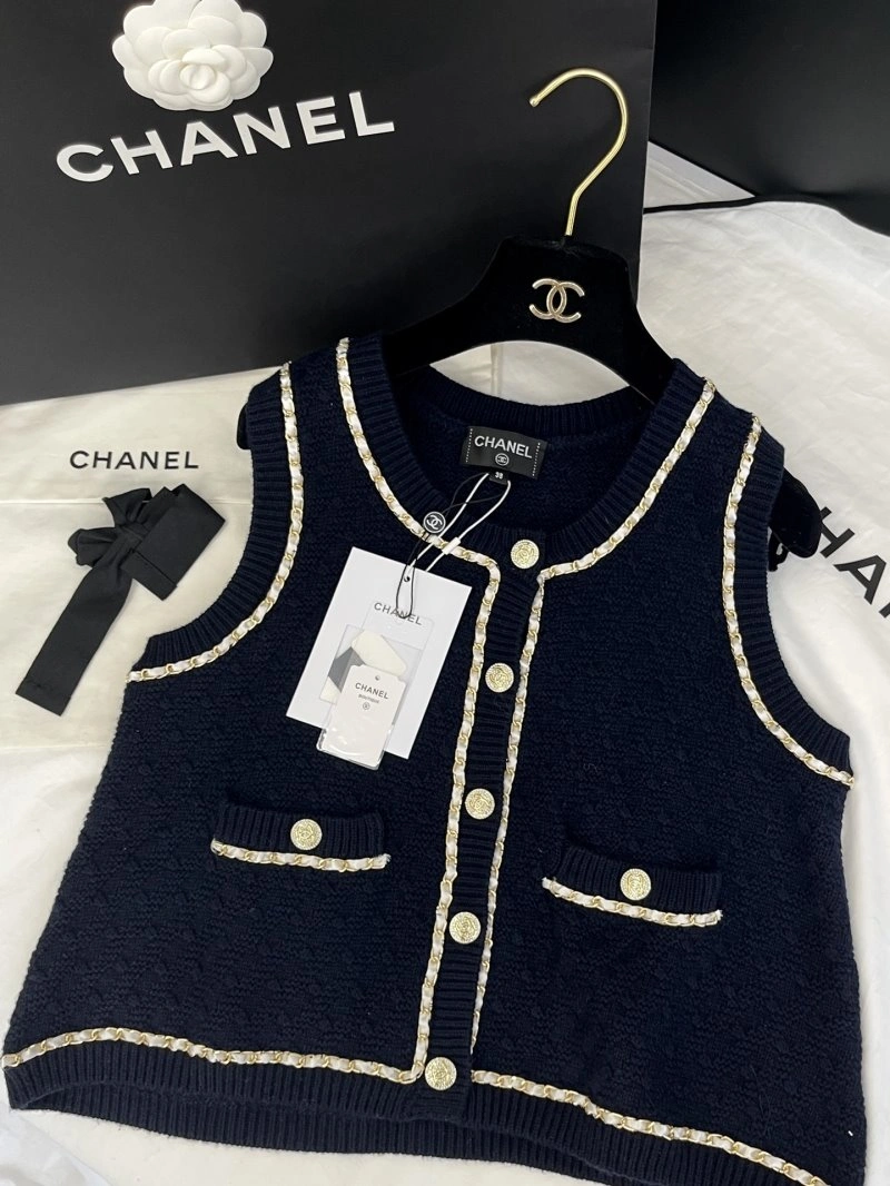 Chanel Vest ComfortFit 108439