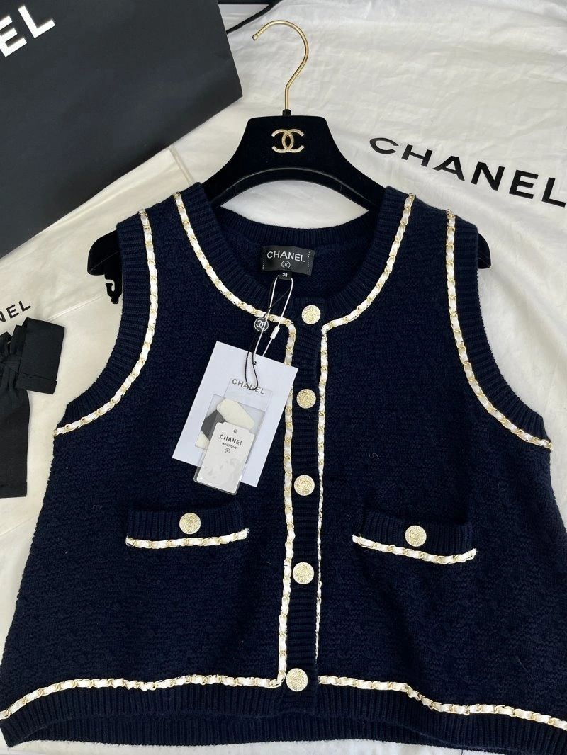 Chanel Vest ComfortFit 108439