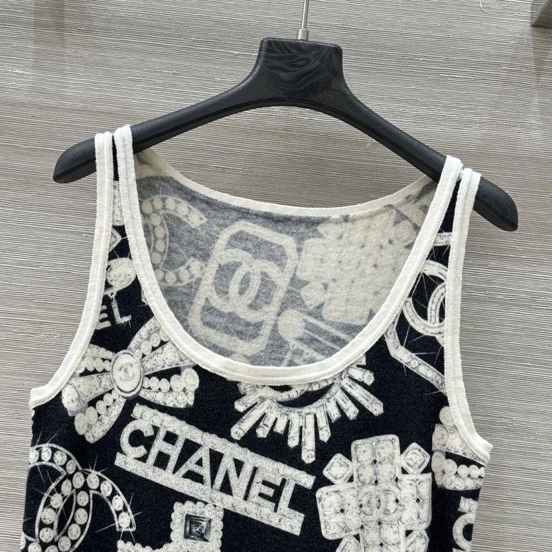 Youthful Chanel Vest 108420