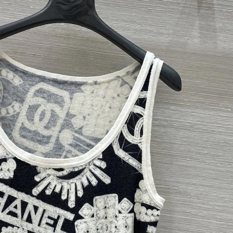 Youthful Chanel Vest 108420