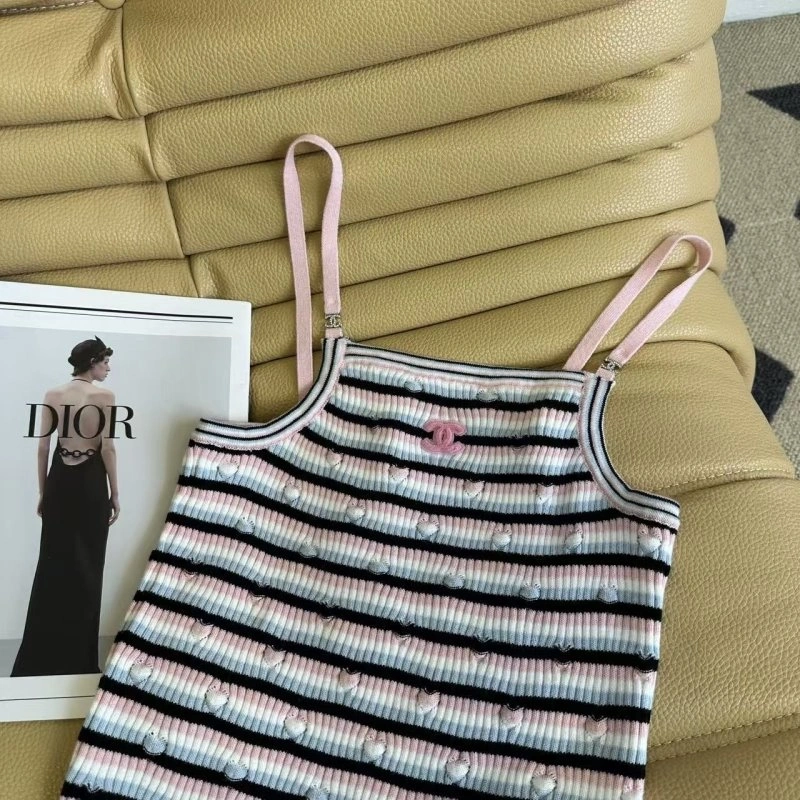 Original Chanel Vest 108424