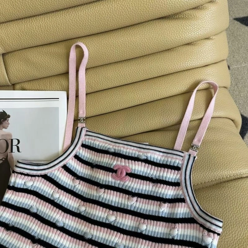 Original Chanel Vest 108424
