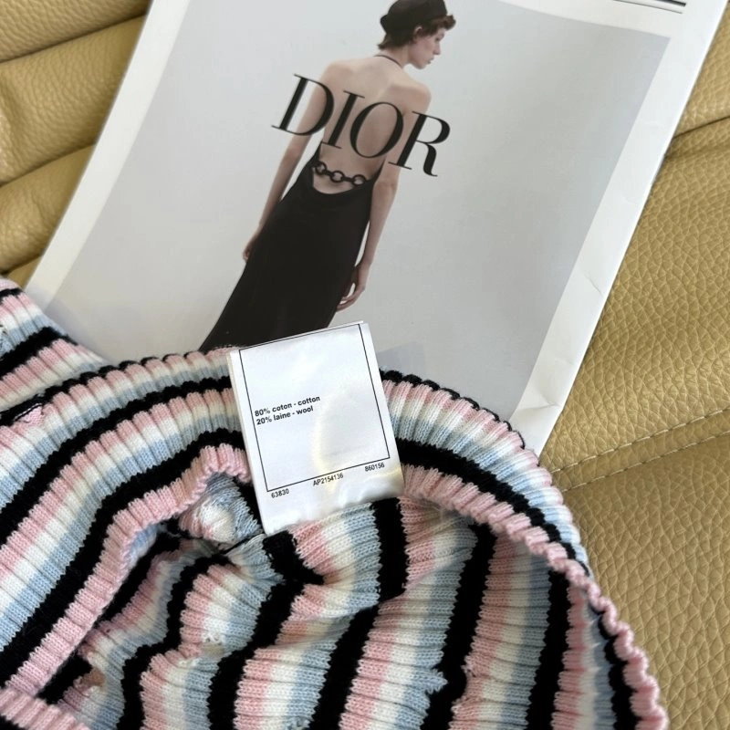 Original Chanel Vest 108424