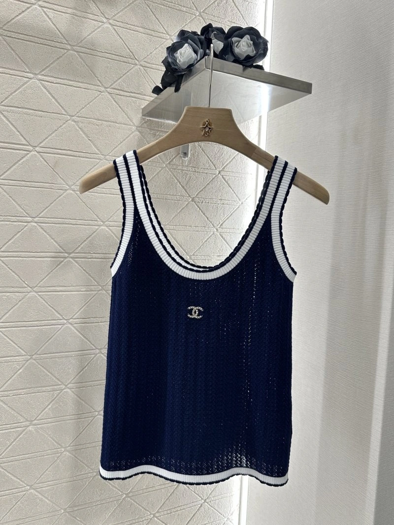 Lightweight Chanel Vest 108416