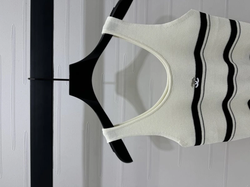 Chanel Vest SmartChoice 108394