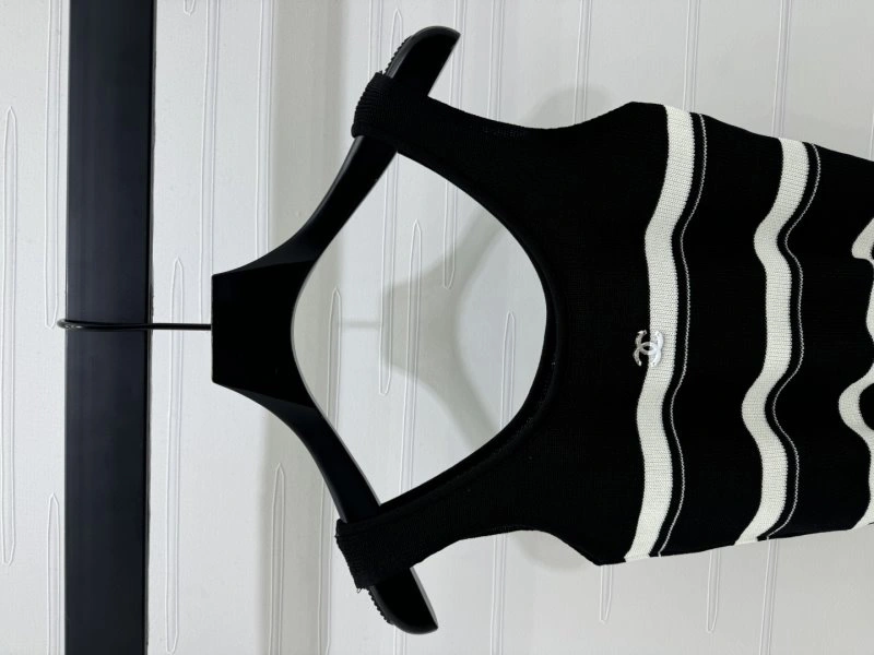 FreshLook Chanel Vest 108376