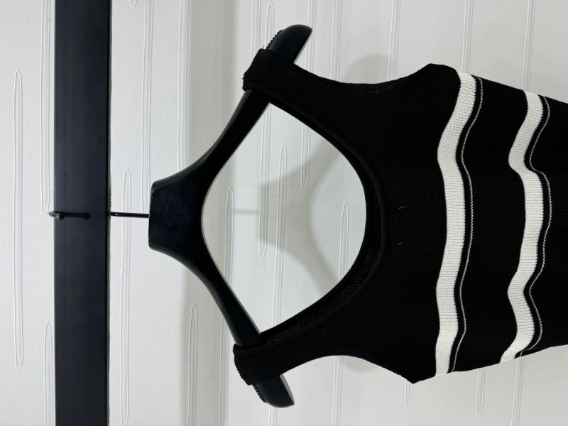 FreshLook Chanel Vest 108376