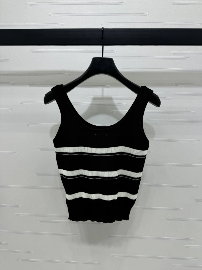 FreshLook Chanel Vest 108376