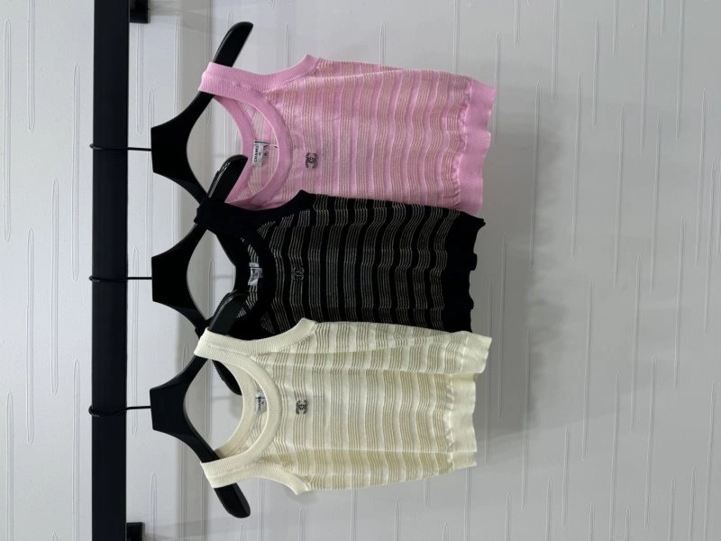 Effortless Chanel Vest 108377