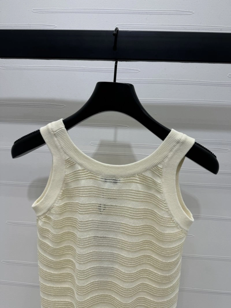 Effortless Chanel Vest 108377