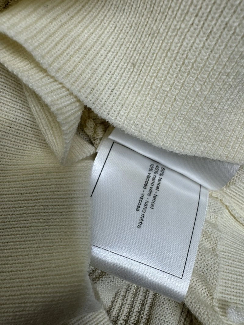 Effortless Chanel Vest 108377