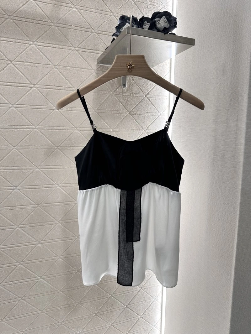 Chanel Vest Timeless 108388