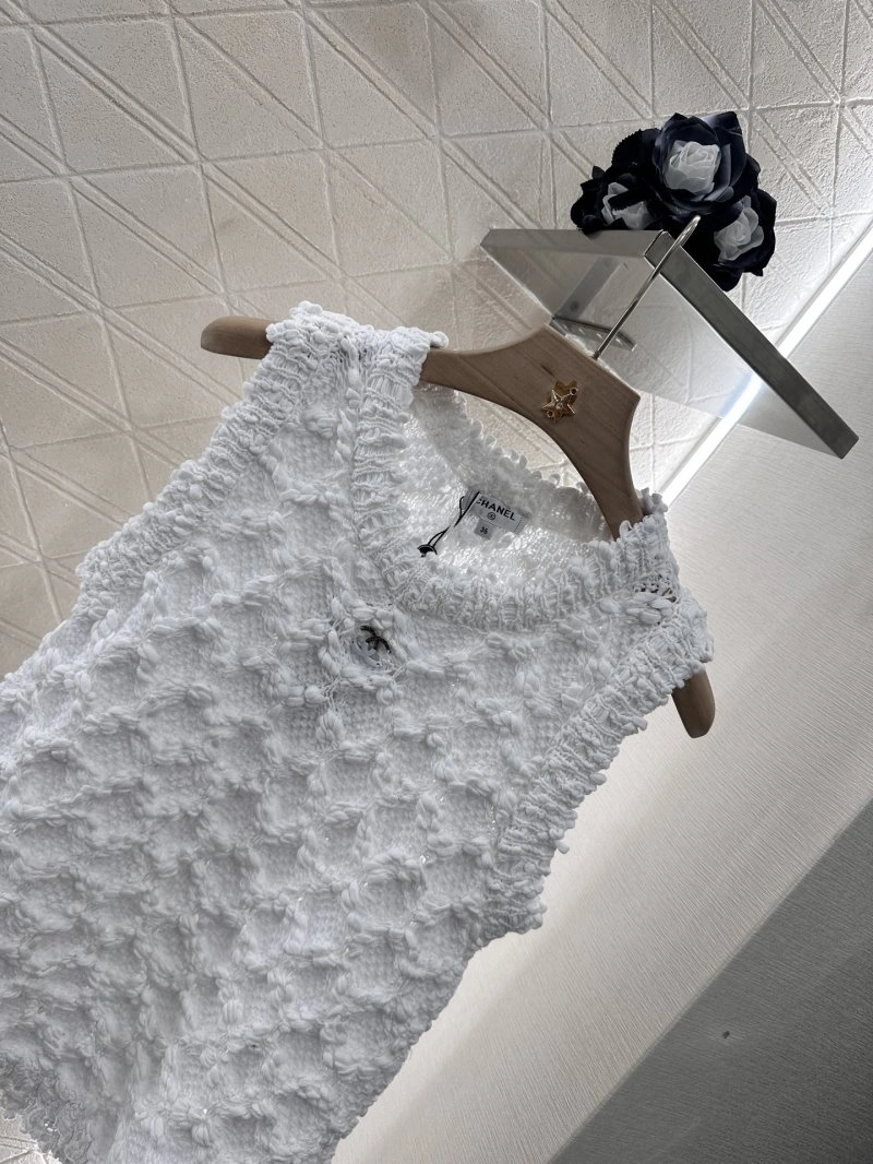 Chanel Vest Sophisticated 108392