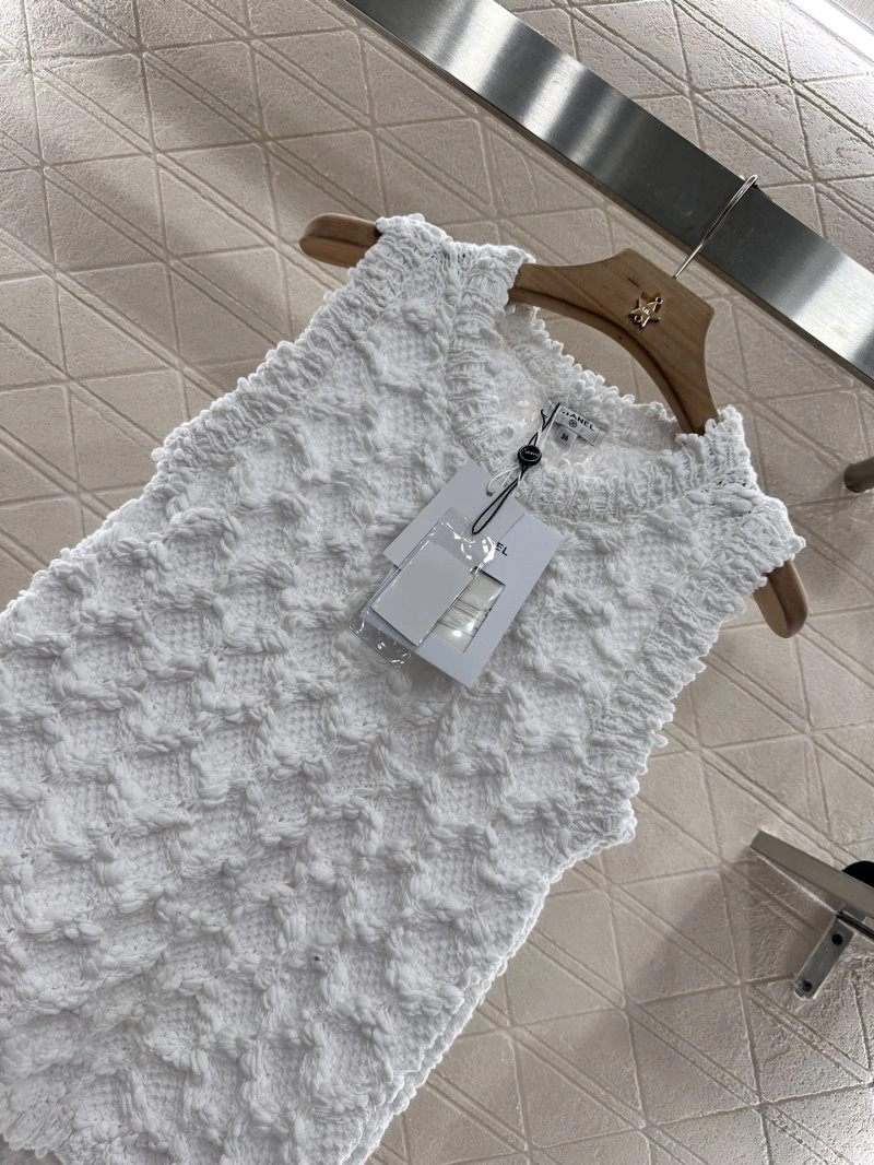 Chanel Vest Sophisticated 108392