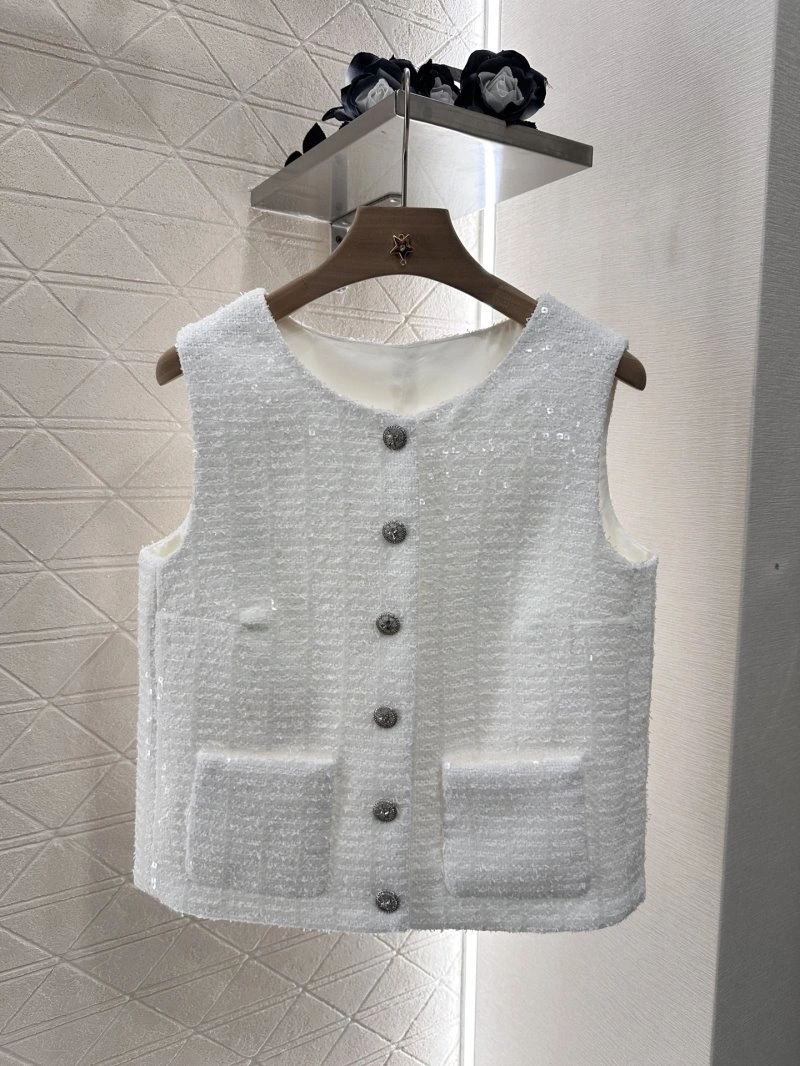 Durable Chanel Vest 108391