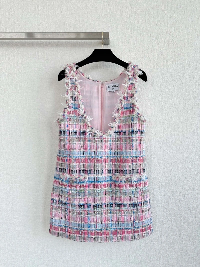 Sustainable Chanel Vest 110118