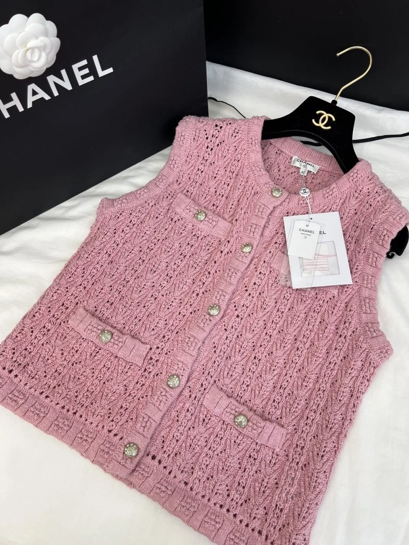 Sleek Chanel Vest 110126