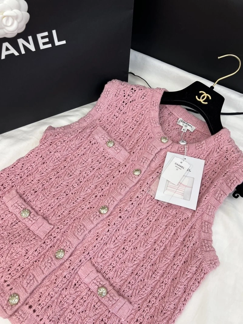 Sleek Chanel Vest 110126