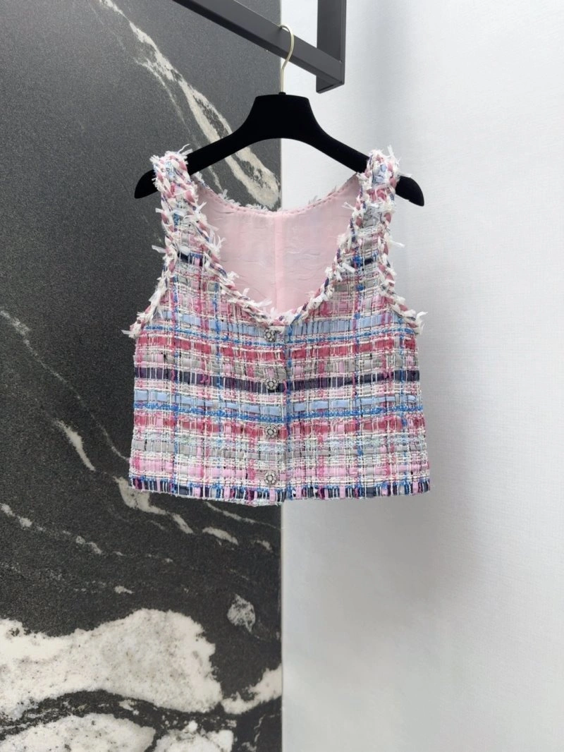 Lightweight Chanel Vest 110134