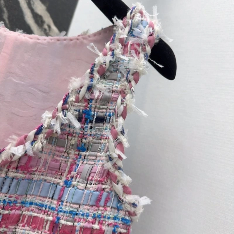 Lightweight Chanel Vest 110134