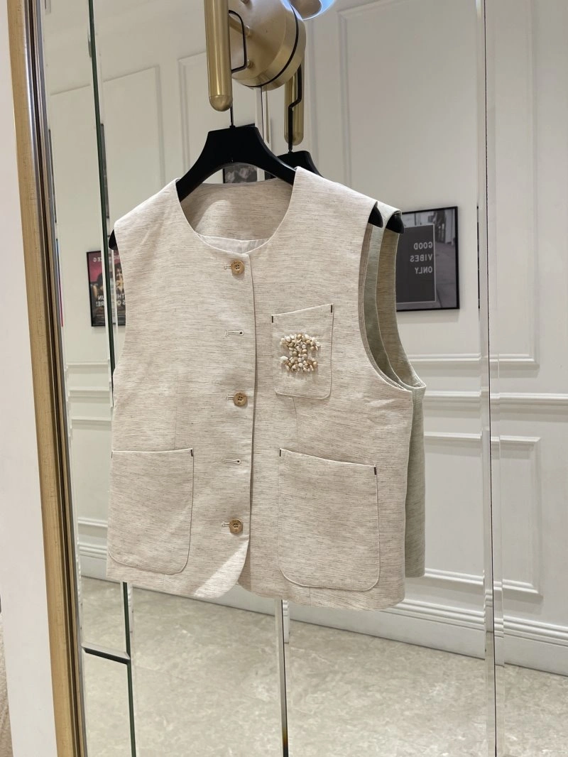 Chanel Vest Snug 110121