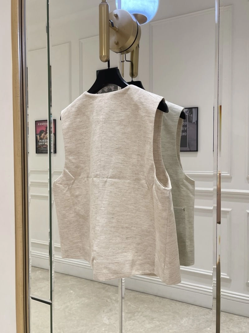 Chanel Vest Snug 110121