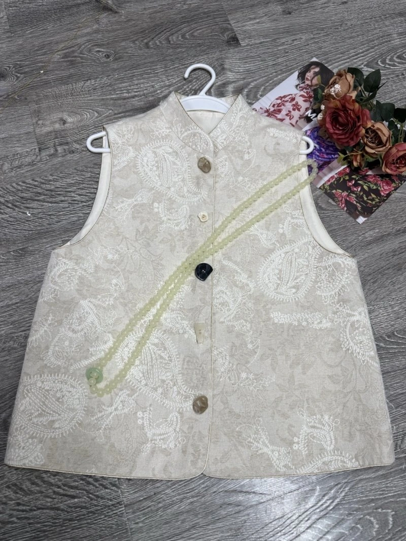 AllSeason Chanel Vest 110142