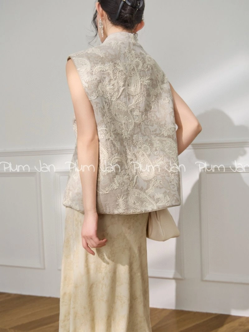 AllSeason Chanel Vest 110142
