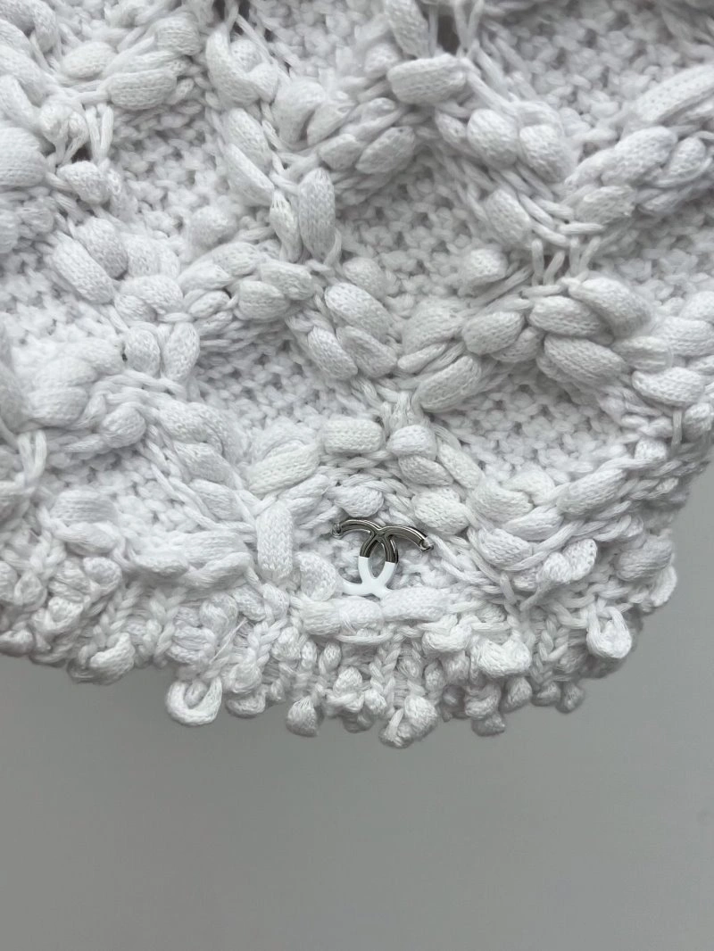 Chanel Vest Elegant 110103