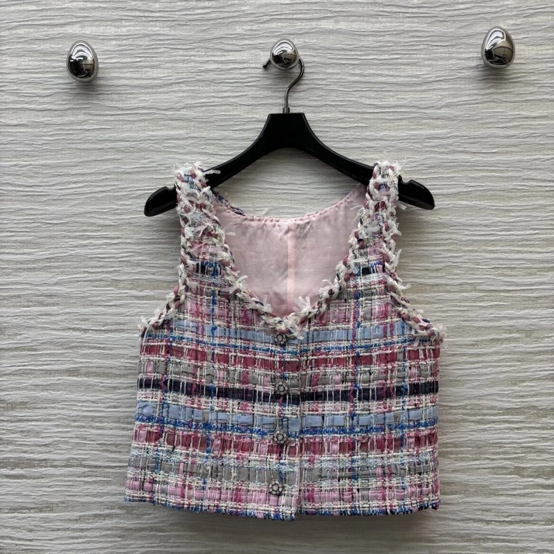 Chanel Vest Lightweight 110102