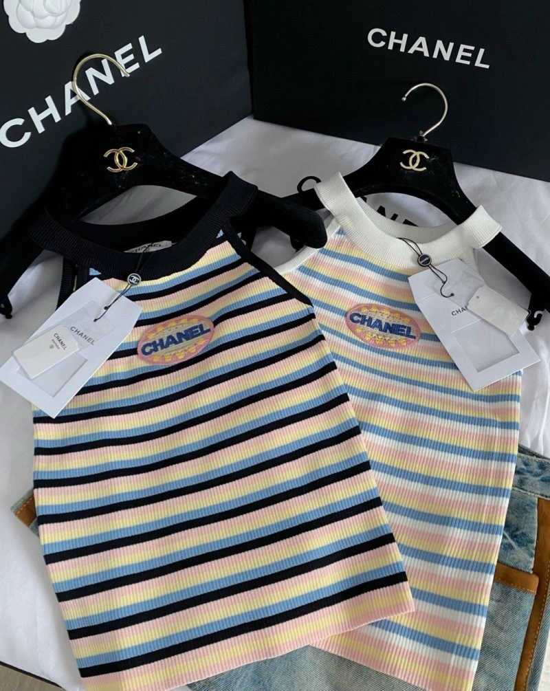 Functional Chanel Vest 110097