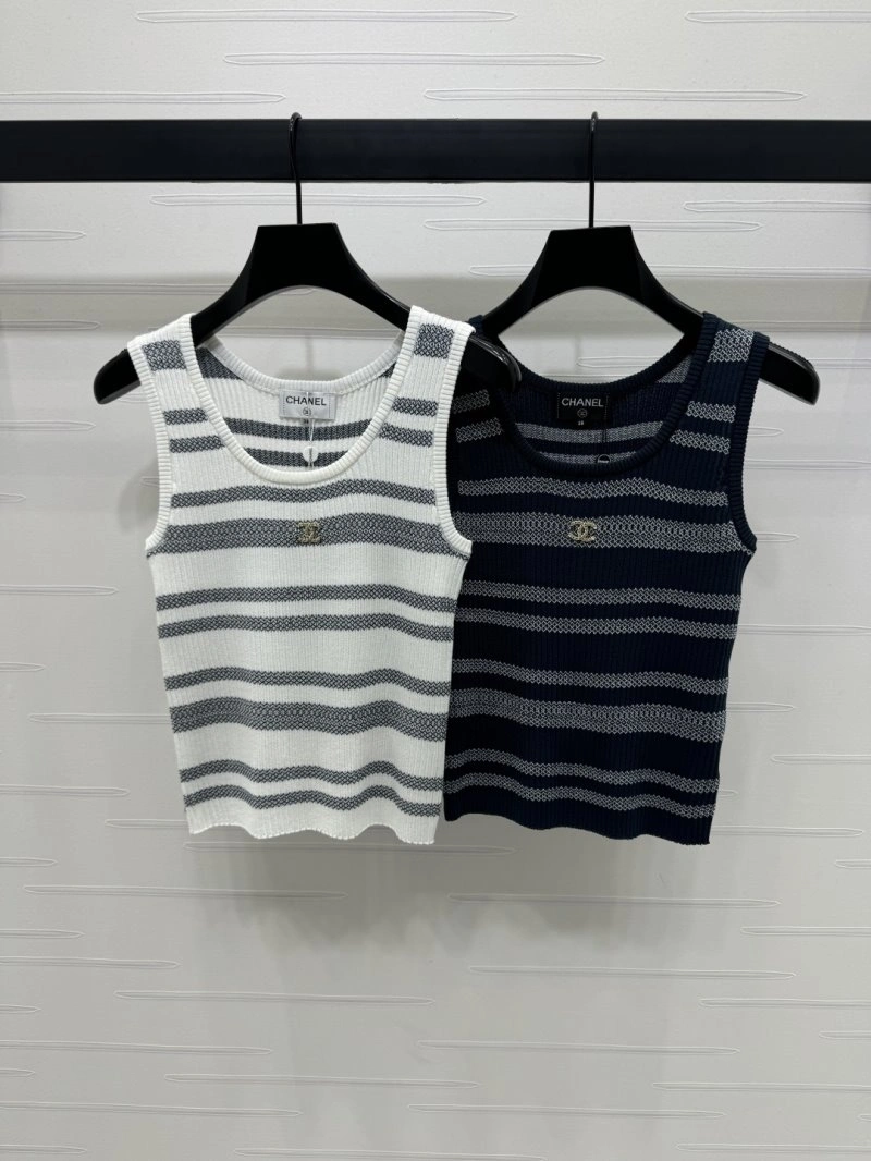 Packable Chanel Vest 110096