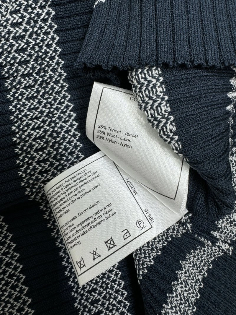 Chanel Vest Affordable 110072