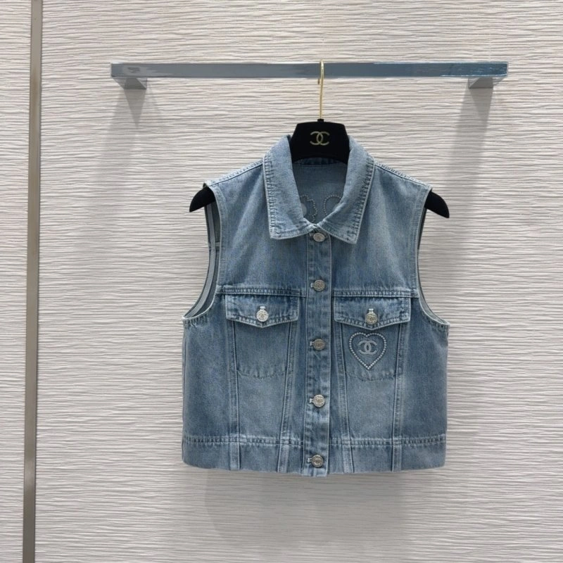 WeatherProof Chanel Vest 110068