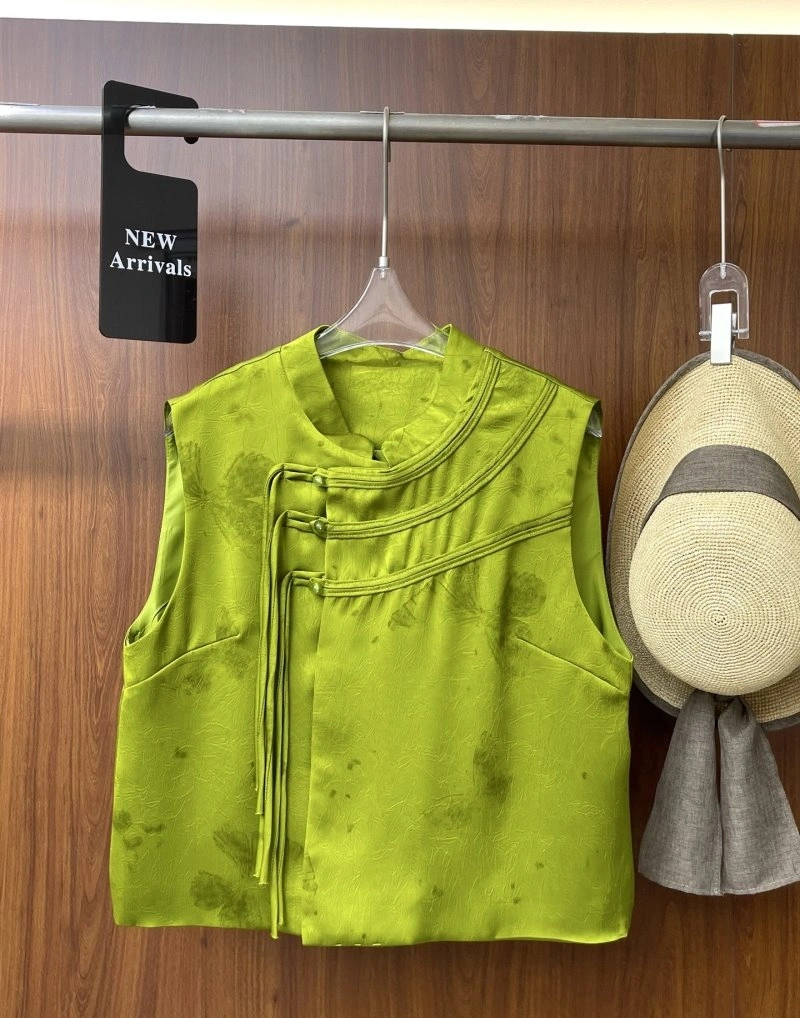 FreshLook Chanel Vest 110082