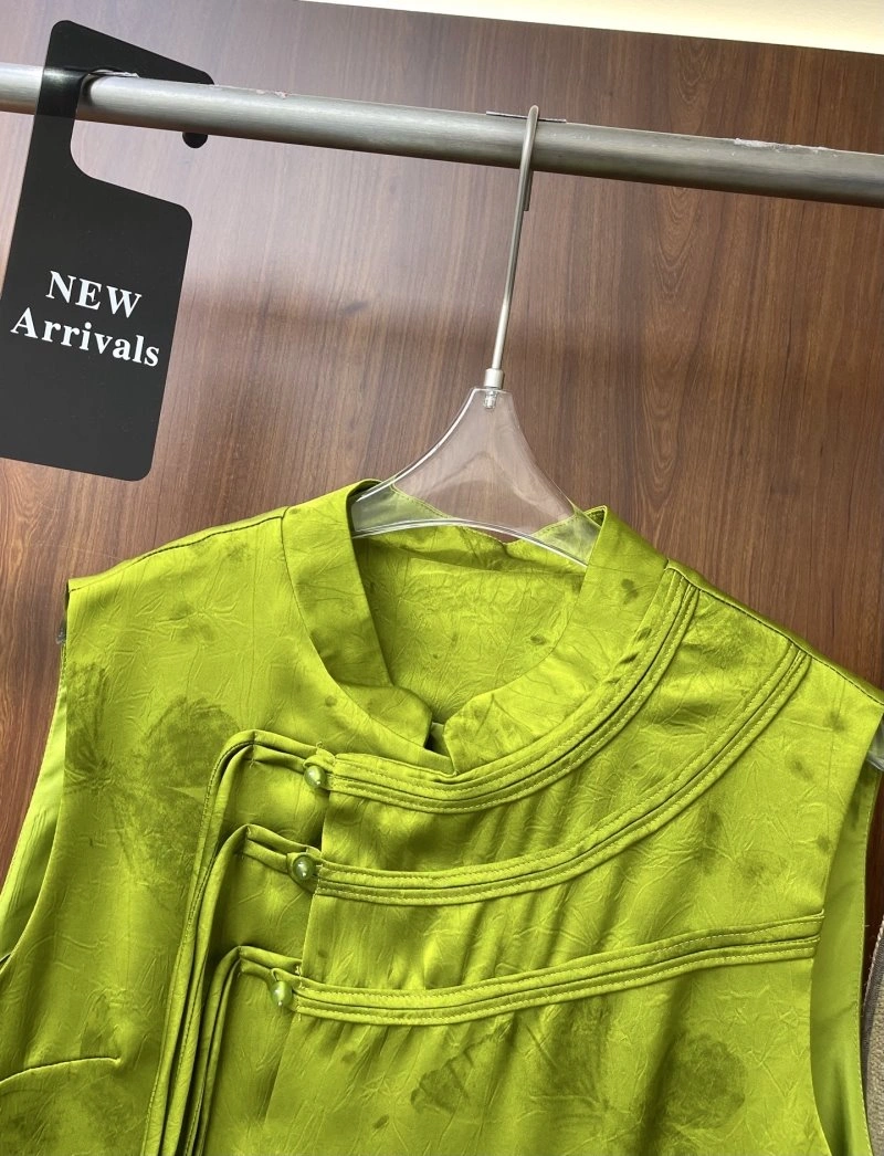 FreshLook Chanel Vest 110082