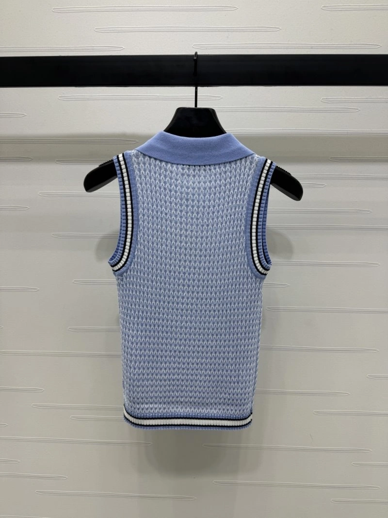 WrinkleFree Chanel Vest 110060
